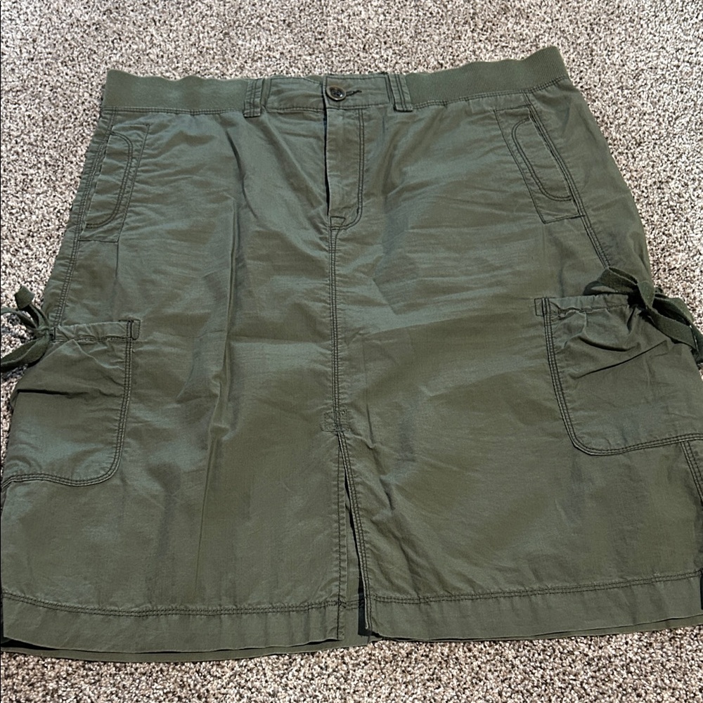 Eddie Bauer Olive Green Cargo Skirt